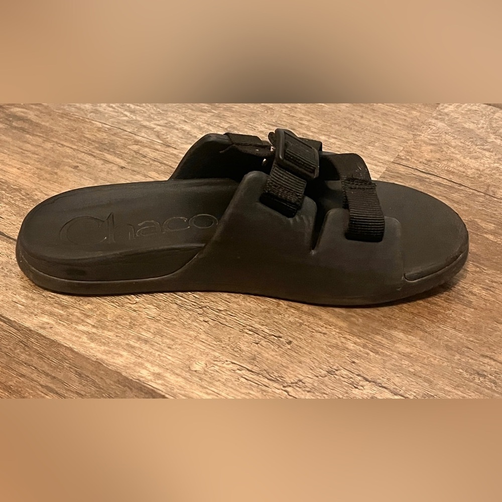 FINAL PRICE Chaco Black Strapped Slide Sandals - Picture 5 of 9
